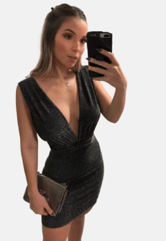 Vestido Curto Em Lurex De Luxo Com Bojo Decotado Lançamento