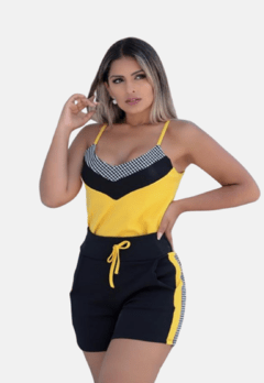 Conjunto Conjuntinho Malha Crepe de Alça e Shorts Xadrez - comprar online