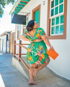 Vestido Soltinho Plus Size De Amarrar Estampado Floral - comprar online