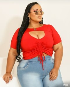 Roupa Feminina Plus Size Cropped Com Ajuste Frontal - comprar online