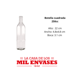 Botella cuadrada cristal x250cc x24 unidades con tapa plástica y tapón inserto - comprar online