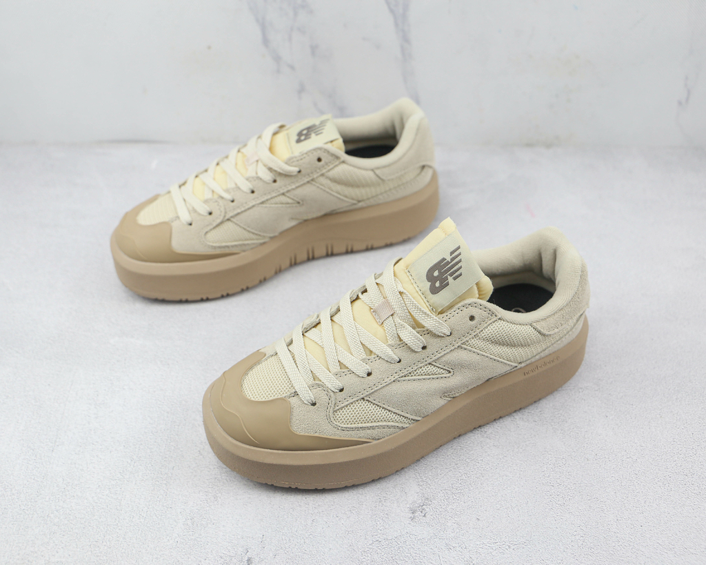 New Balance 550 Cream Black copia Buy in DAIKAN