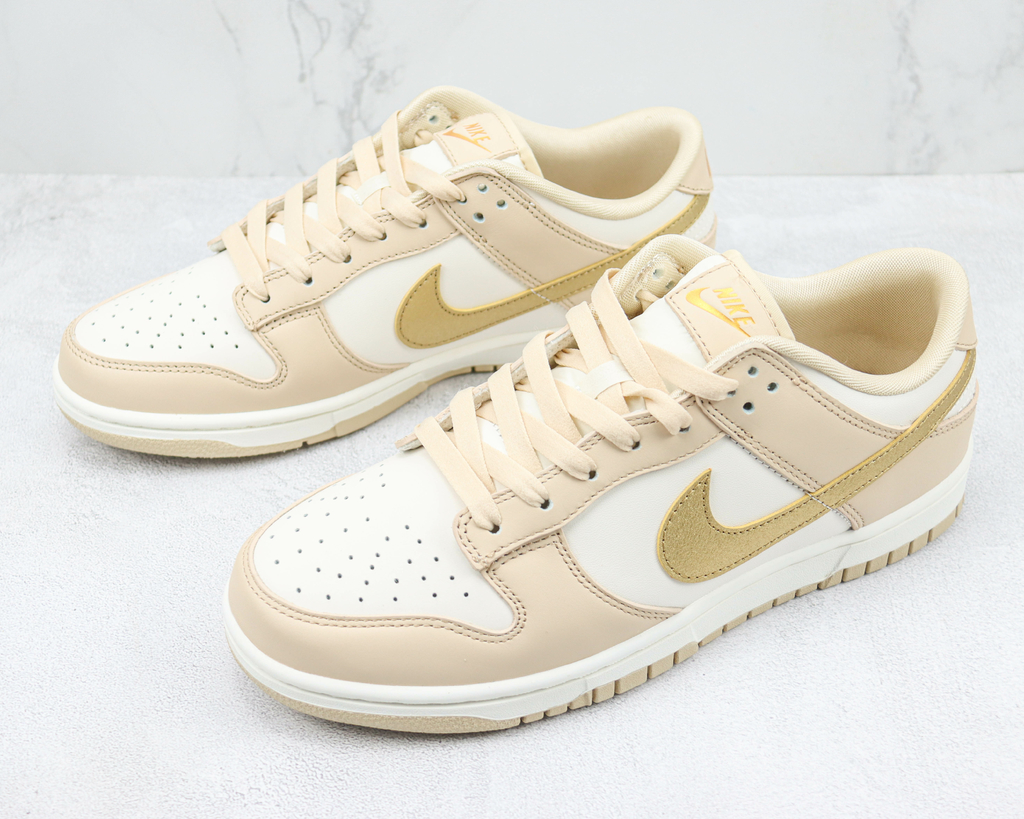 Dunk Low Gold Swoosh Comprar en DAIKAN