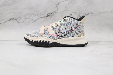Comprar KYRIE 7 en DAIKAN