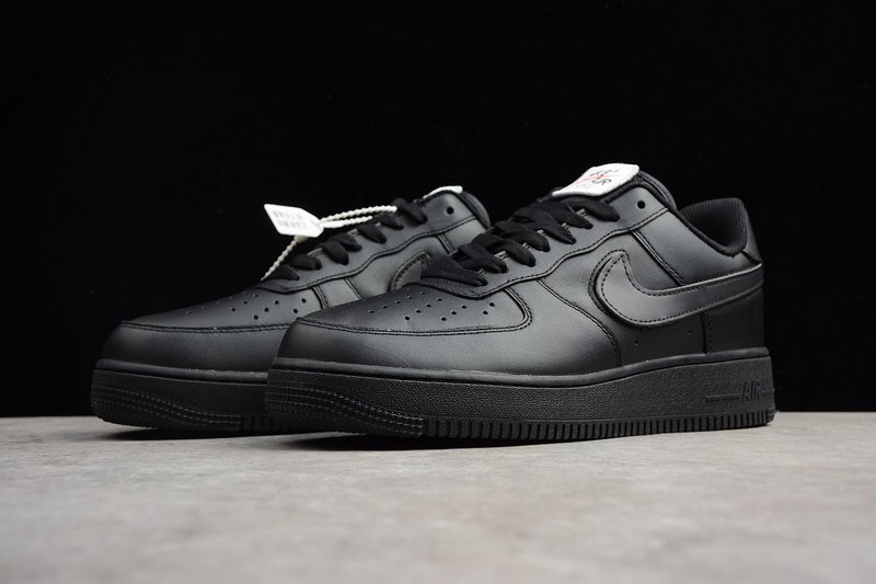 Air force 1 triple black low new arrivals