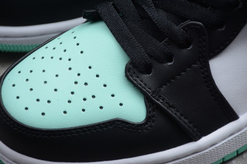 Jordan 1 emerald toe hotsell