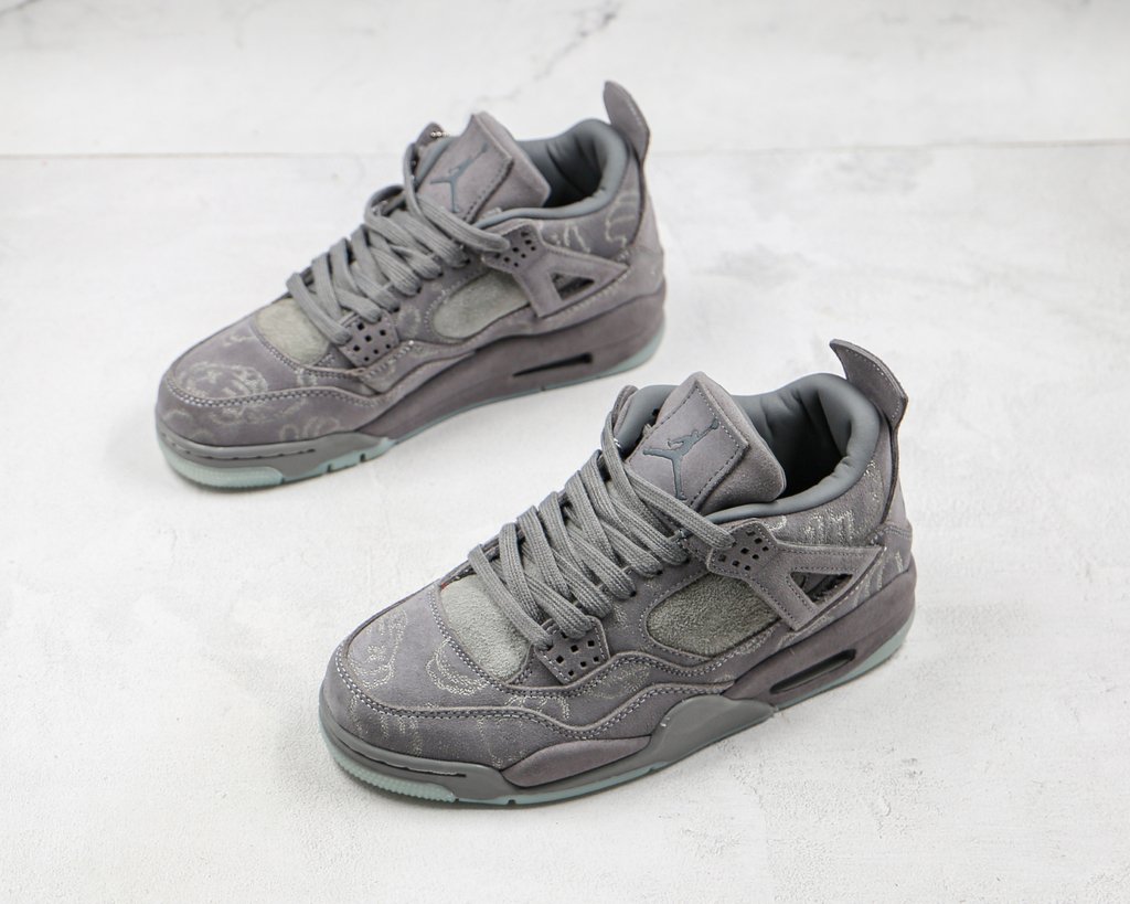 Air Jordan 4 Retro Kaws Comprar en DAIKAN