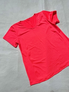 Remera deportiva -DRY-FIT- ✩