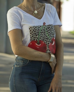 Remera CHERRIES PRINT Blanca