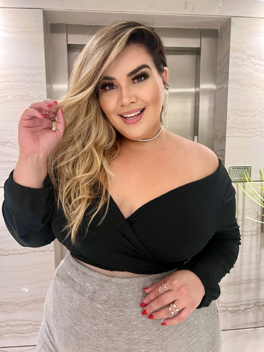 CROPPED CANELADO PLUS SIZE PRETO LET CIA