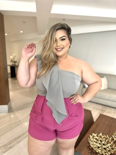 CROPPED PLUS SIZE LIZ CINZA