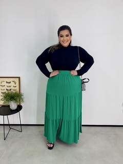 BLUSA CACHARREL PLUS SIZE GOLA ALTA LAIS PRETO - loja online