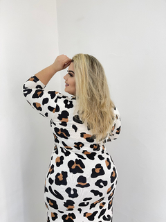 VESTIDO LONGO PLUS SIZE AMARRAÇÃO ANNY ONÇA - loja online