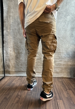 Jogger Cargo Aguila camel - tienda online