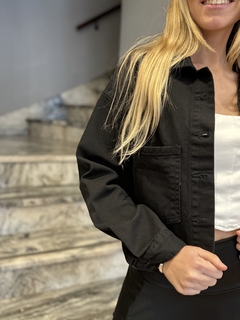 CAMPERA OVER CROP BLACK (TA-36) - tienda online