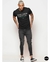 REMERA M/C BROSS LONDON OUTFIT CO (27112-8048) - comprar online