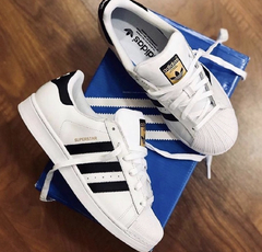 Adidas SuperStar na internet