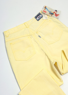 Pantalón Levi's Amarillo (NUEVO)