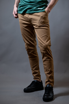 PANTALON CHINO PEKIN