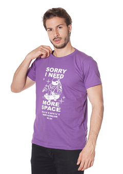 Remera "I need more space" violeta - comprar online