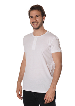 Remera con botones blanca - comprar online