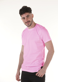 Remera básica cuello redondo rosa