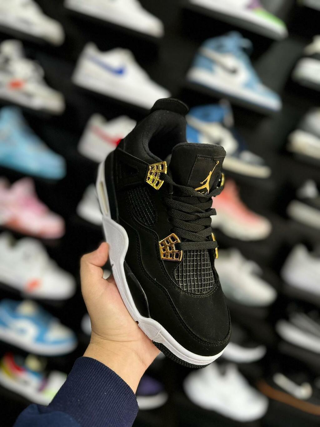 Jordan 4 retro gold online