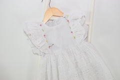 Vestido Rococó Floral, em cambraia bordada - comprar online