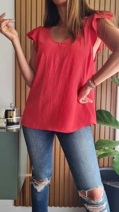 Blusa de cey con brillos y mangas volado cuello V - She Indumentaria