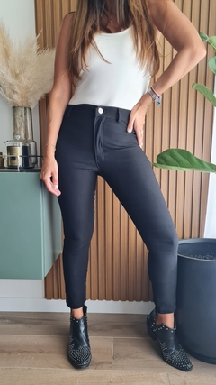 Pantalon de bengalina bolsillos falsos adelante y reales atras - comprar online