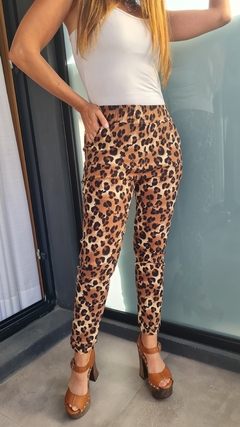 Babucha de bengalina elastizada animal print x talles