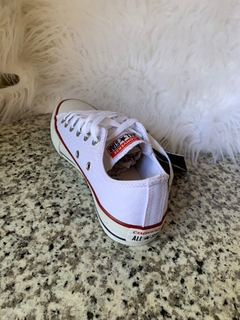 ALL STAR CANO ALTO LINHA PREMIUM marca contém TÊNIS