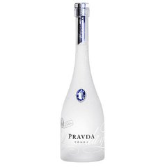 PRAVDA VODKA X 750 ML. (POLONIA)