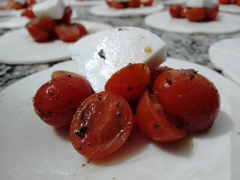 EMPANADAS VEGANAS - CAPRESE X 3 UNIDADES - CITO TINASAS