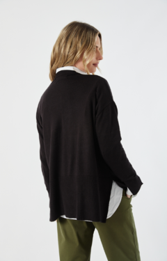 SWEATER LIGHT NEGRO en internet