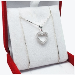 Conjunto Plata 925 Cadena Y Dije Corazón Con Piedras Joyas - 2.4Grs -