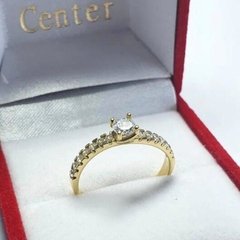 Anillo Oro 18Kts Con Piedras 2,5 Gramos