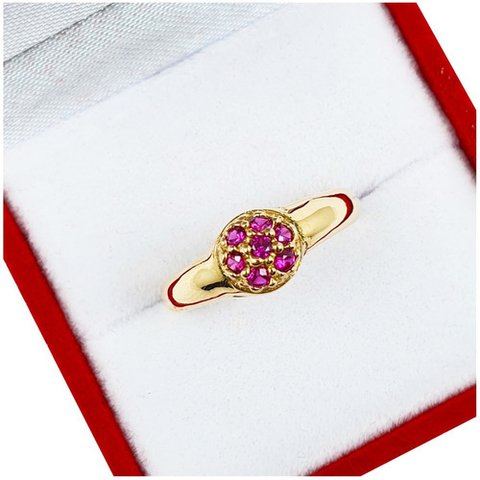 Anillo Oro Amarillo 18k Frutilla Con Piedras Color Fucsia 3 Grs