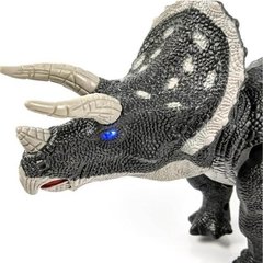 Dinosaurio Triceratops Articulado Luz y Sonidos Dinosaur Planet - comprar online