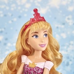 Princesa Aurora Royal Shimmer Hasbro en internet