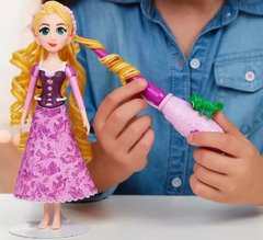 Princesa Rapunzel Rizos Enredados Disney - Hasbro.
