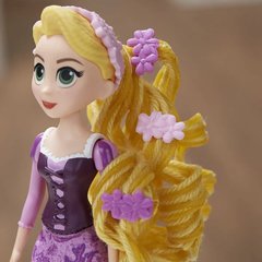 Princesa Rapunzel Rizos Enredados Disney - Hasbro. - tienda online