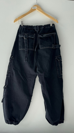 JEANS CARGO PARACHUTE VINTAGE BLACK CON PESPUNTE - tienda online