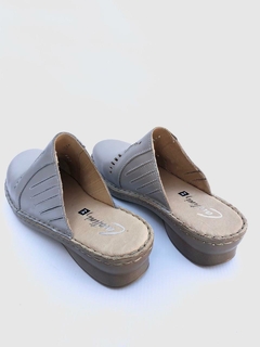 Zueco de cuero Cavatini 50 1661