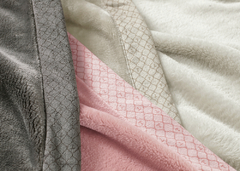 cobertor trussardi piemontesi king rosa perla 100% poliéster aveludado - comprar online
