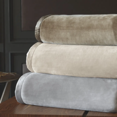 Cobertor King Trussardi 100% Microfibra Aveludado Piemontesi Moonbean - comprar online
