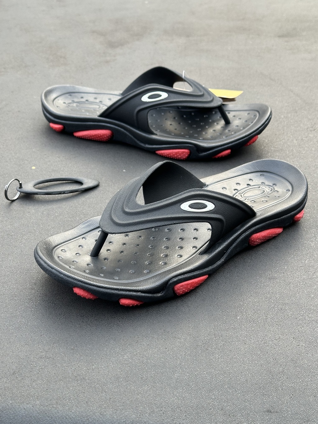Chinelo Oakley titan www.alohaoutlett .br