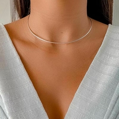 COLAR CHOKER RÍGIDO SEM FECHO