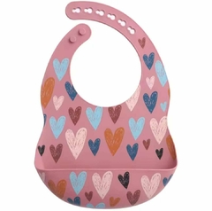 Babero Silicona Con Bolsillo Premium Regulable Estampas Corazones