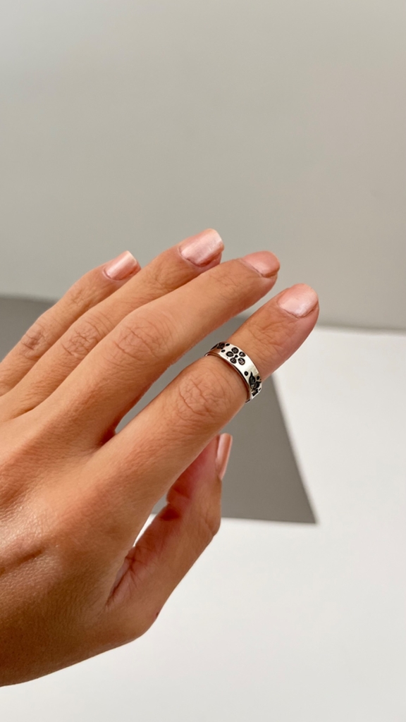 Anillo media falange FLOWERS Tata s accesorios